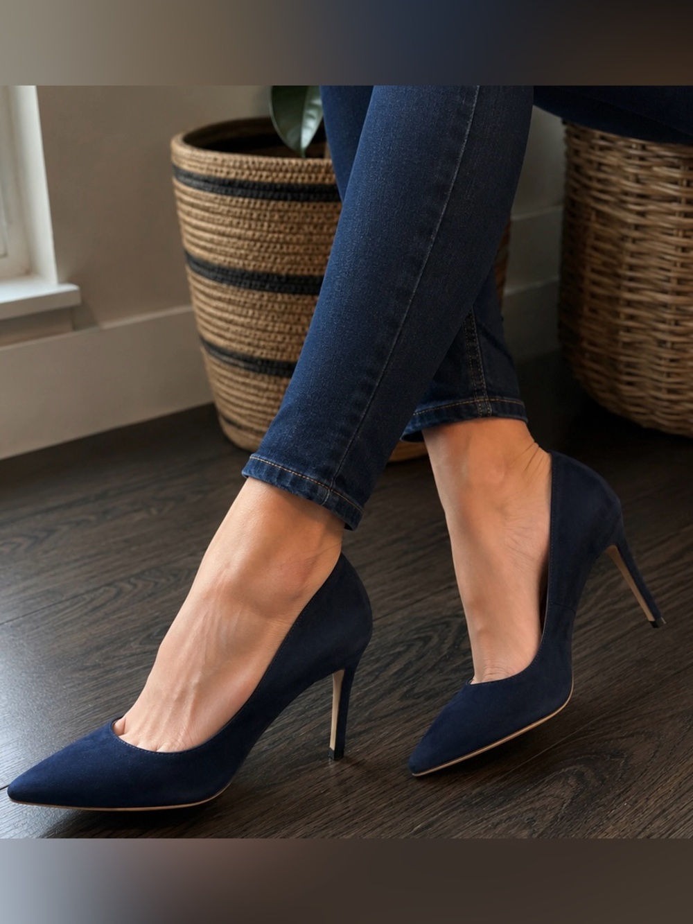 Manolo Blahnik BB suede pumps
